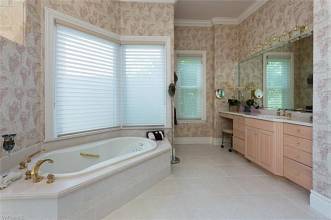 Thumbnail von 11410 Longwater Chase Court