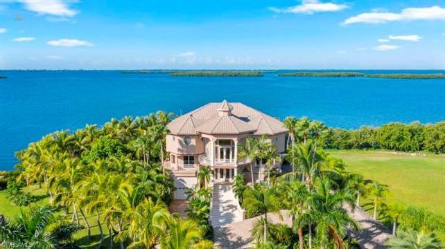 4901 Galt Island Avenue