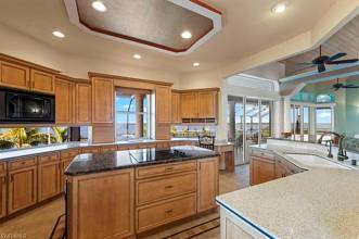 Thumbnail von 4901 Galt Island Avenue