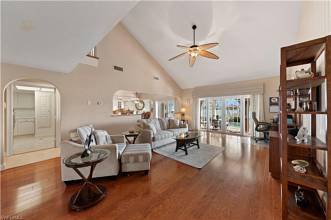 Thumbnail von 30 E Pelican Street