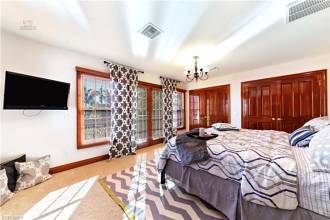 Thumbnail von 4836 SW 29th Avenue