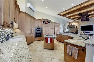 Thumbnail von 18276 Cutlass Drive