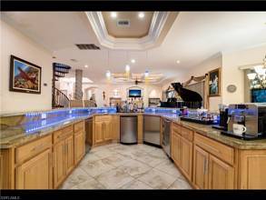 Thumbnail von 18528 Baseleg Avenue