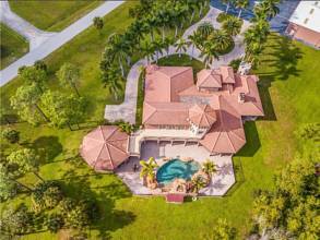 Thumbnail von 18528 Baseleg Avenue