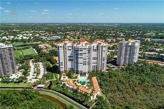 Thumbnail von 6597 NICHOLAS Boulevard 206