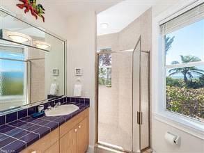 Thumbnail von 4809 Tradewinds Drive SANIBEL, FL 33957
