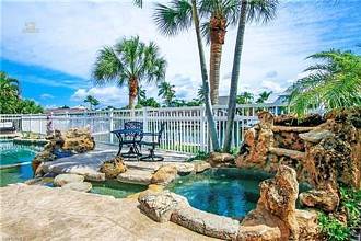 Thumbnail von 18181 Old Pelican Bay Drive Fort Myers Beach, FL 33931