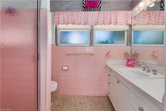 Thumbnail von 120 Little Carlos Lane Fort Myers Beach, FL 33931