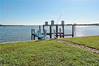 Thumbnail von 120 Little Carlos Lane Fort Myers Beach, FL 33931