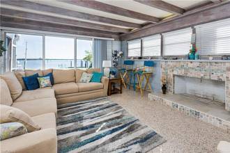 Thumbnail von 120 Little Carlos Lane Fort Myers Beach, FL 33931