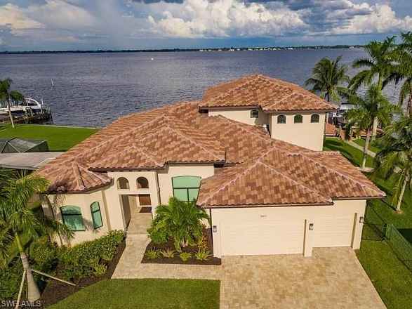 3623 SE 21st Place Cape Coral, FL 33904