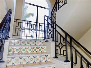 Thumbnail von 1520 Angel DR