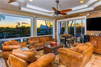 Thumbnail von 1520 Angel DR