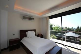 Thumbnail von Luxus-Villa in La Quinta R2802050