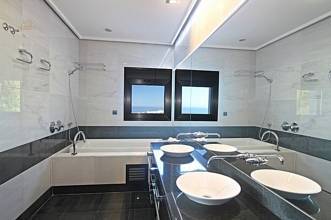 Thumbnail von Luxus-Villa in Los Monteros R2287436