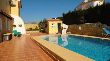 Thumbnail von Villa mit 3 Wohnungen und fantastischem Meerblick