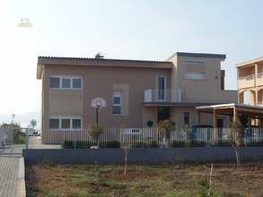 Thumbnail von Moderne Villa in sehr gefragter Lage direkt am Strand