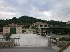 Thumbnail von Mediterranes Anwesen mit zwei Häusern am Meer