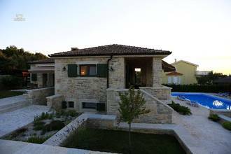 Thumbnail von Mediterranes Anwesen mit zwei Häusern am Meer