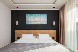 Thumbnail von Moderne Neubau-Villa in der 1. Reihe zum Meer mit Swimmingpool auf der Dachterrasse