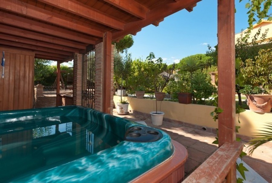 Thumbnail von Luxus-Villa in Las Chapas R148133