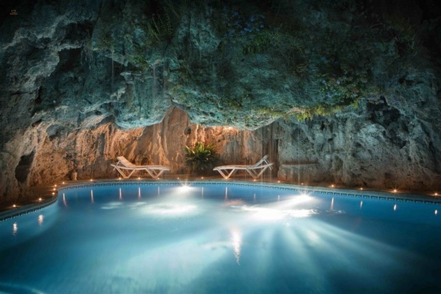 Thumbnail von Luxus-Villa in Alozaina R112020