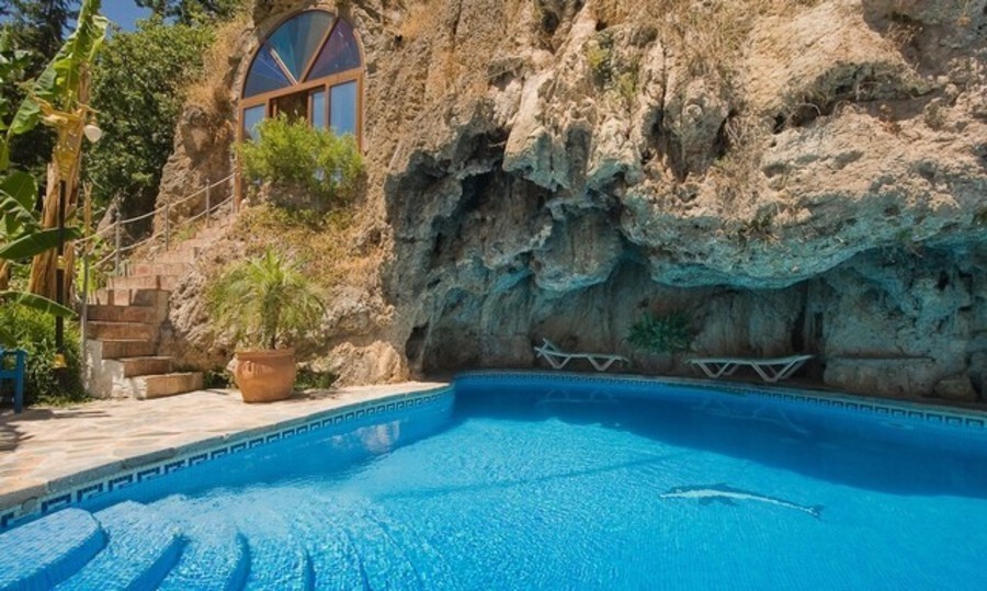 Thumbnail von Luxus-Villa in Alozaina R112020