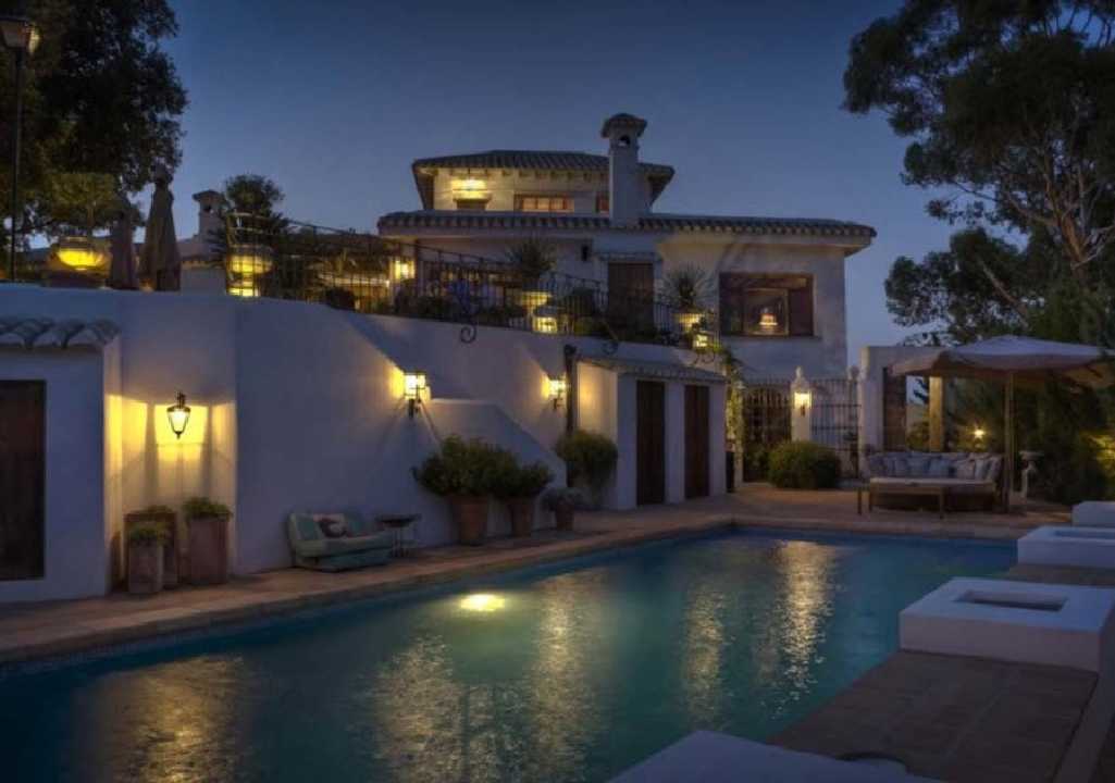 Luxus-Villa in Alhaurin El Grande F2284931 