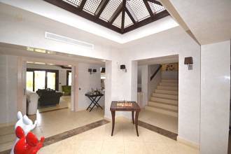 Thumbnail von Luxus-Villa in Sierra Blanca R2408795