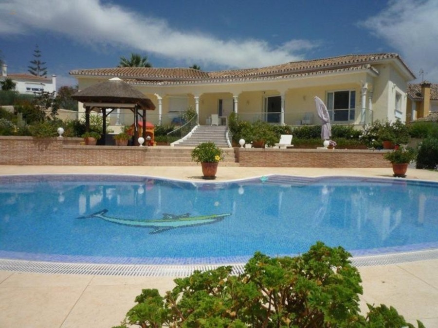 Luxus-Villa in Elviria R2300543