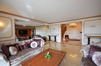 Thumbnail von Luxus-Villa in Sierra Blanca R2824418