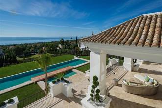 Thumbnail von Luxus-Villa in Sierra Blanca R2825156