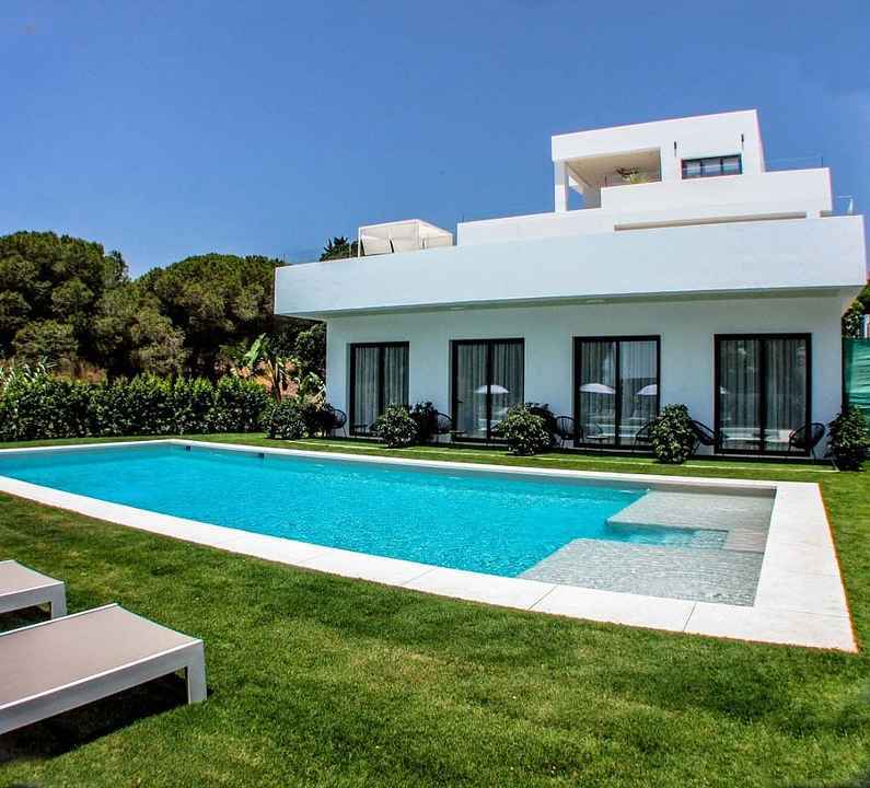 Luxus-Villa in Elviria R2827400