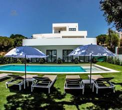 Thumbnail von Luxus-Villa in Elviria R2827400
