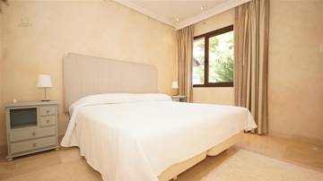 Thumbnail von Luxus-Haus in Sierra Blanca R2827241