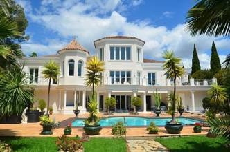 Thumbnail von Luxus-Villa in El Paraiso R2227835