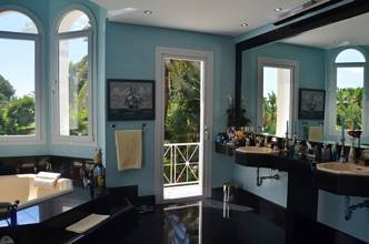 Thumbnail von Luxus-Villa in El Paraiso R2227835