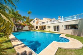 Thumbnail von Luxus-Villa in Las Chapas R2708666