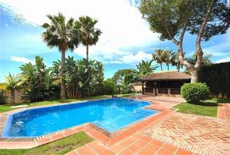 Thumbnail von Luxus-Villa in Marbella R2680058