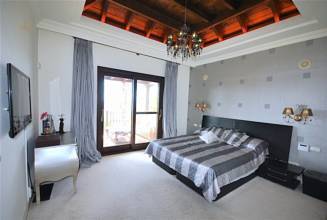 Thumbnail von Luxus-Villa in Marbella R2680058