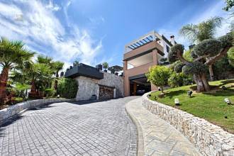 Thumbnail von Luxus-Villa in Benalmadena R2675978