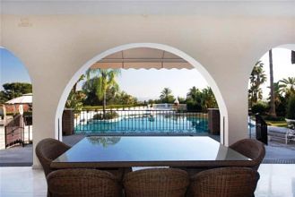 Thumbnail von Luxus-Villa in El Pariso R2552924