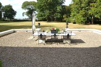 Thumbnail von Highly profitable capital estate with 20 units