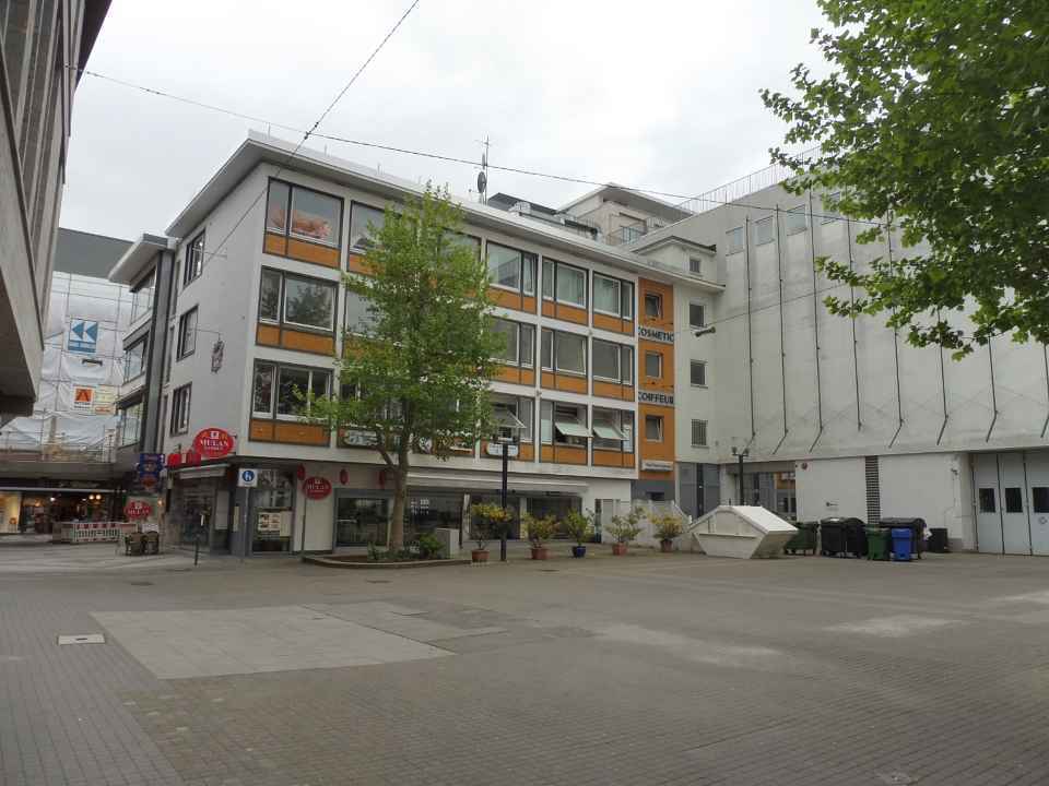 Edificio residencial y comercial en el corazón de Stuttgart-Mitte