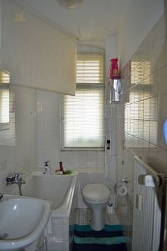 Thumbnail von Große Altbauwohnung mit 2 Balkonen