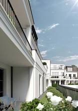 Thumbnail von S pomníkem dveře od dveří