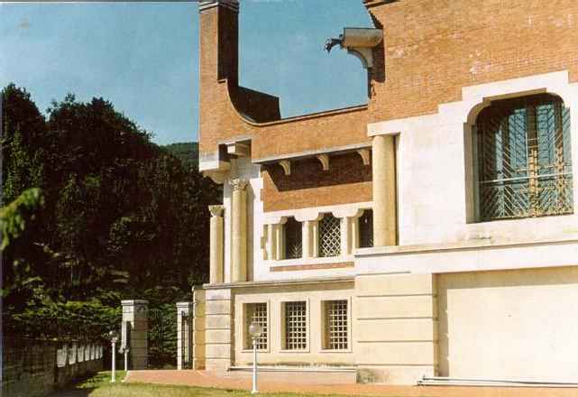 Beeindruckende neoklassische Villa