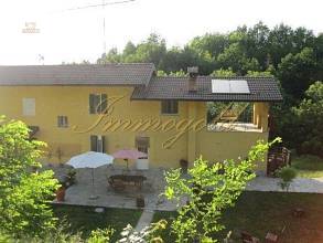 Thumbnail von Ruhig gelegene Villa im Grünen