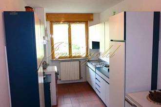 Thumbnail von Gepflegte, große Villa in Orts- und Seenähe mit Pool und Traumseeblick.