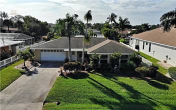 Thumbnail von 822 Montclaire CourtCape Coral, FL 33904